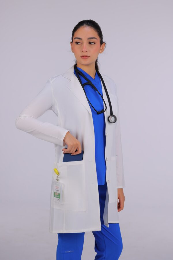 Flowa female lab coat